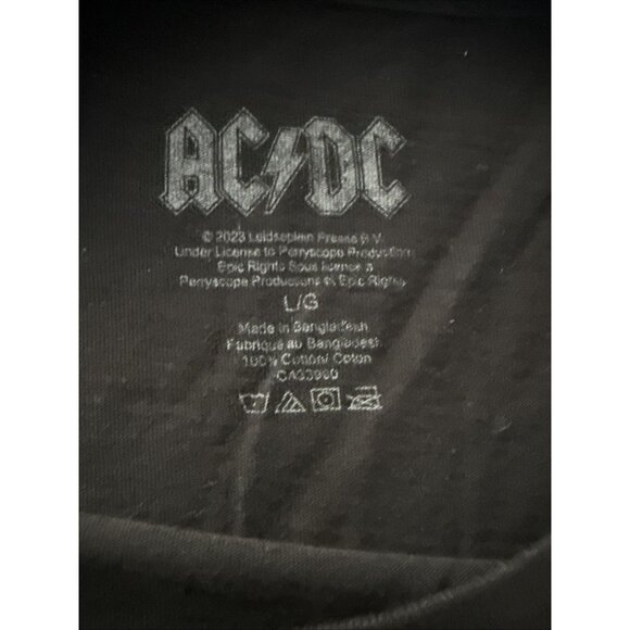 Vintage AC/DC tshirt teeshirt. Size L - Picture 6 of 7